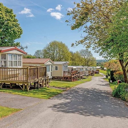Noble Court Holiday Park Narberth Εξωτερικό φωτογραφία