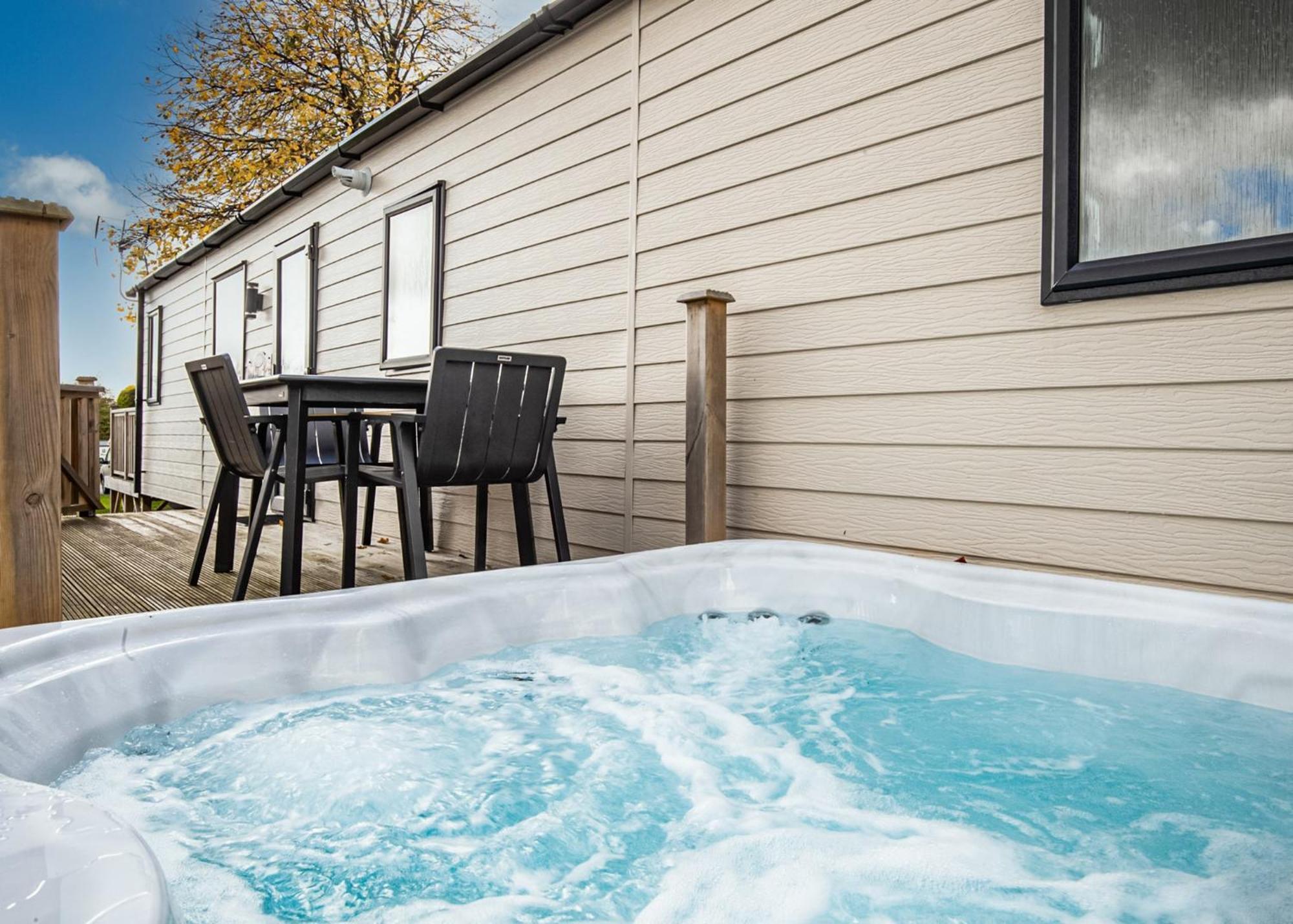 Noble Court Holiday Park Narberth Εξωτερικό φωτογραφία
